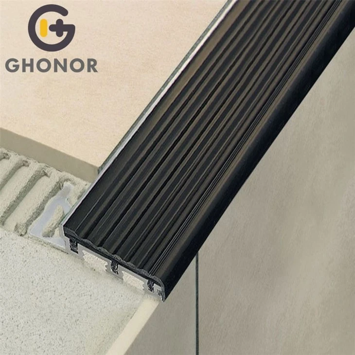 aluminium stair nosing edge
